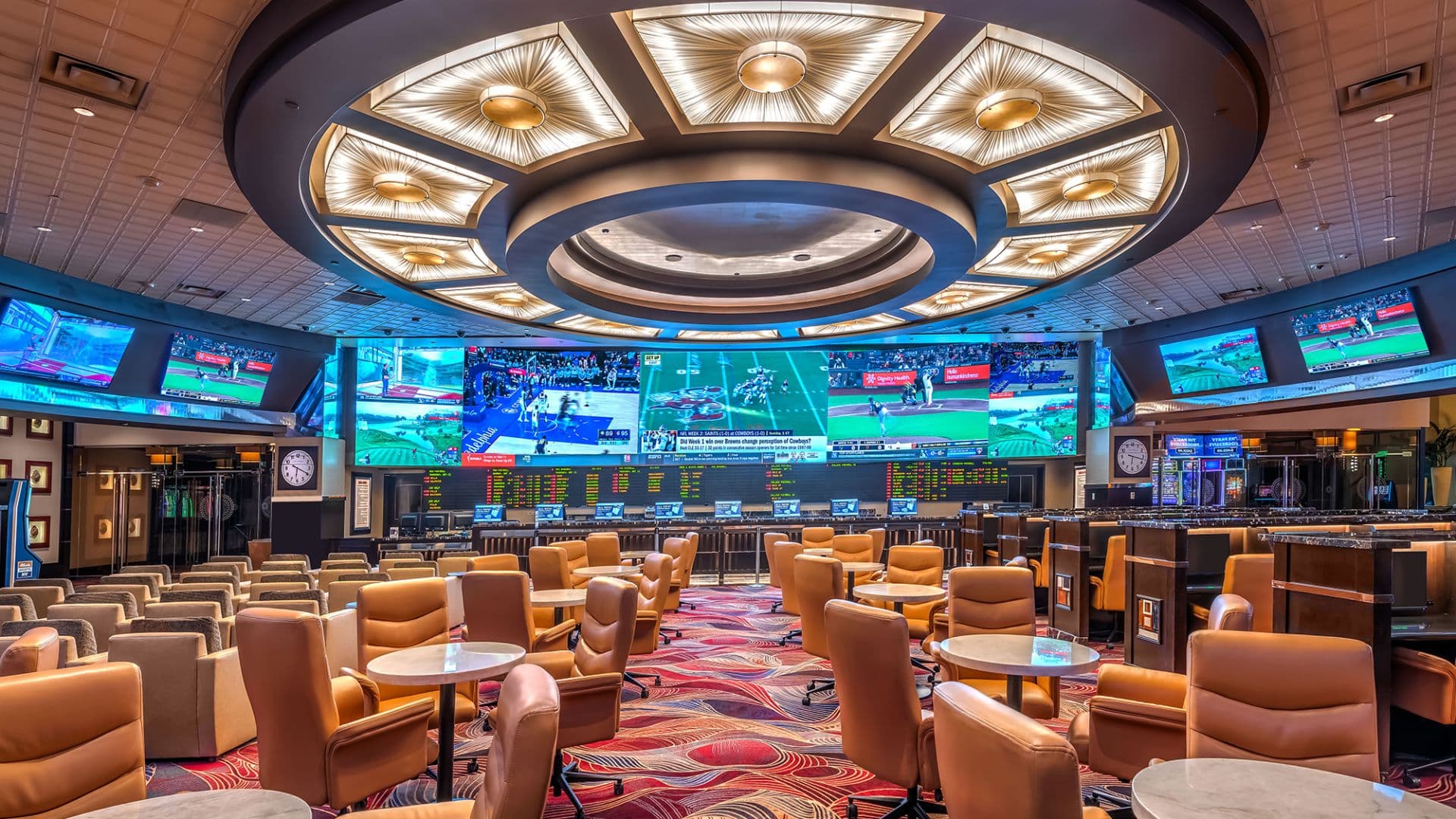 Atlantis Sports Bar & Lounge at Atlantis Casino Resort Spa — bar interior with signature dining and ambience Atlantis Sports Bar & Lounge at Atlantis Casino Resort Spa — bar interior with signature dining and ambience