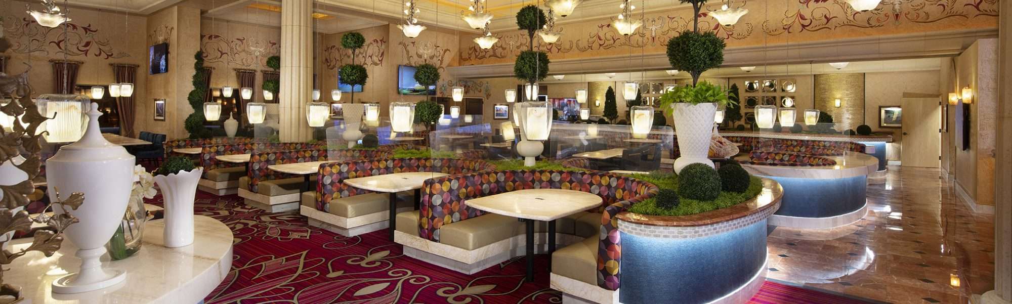 Romanza at Peppermill Resort Spa Casino — interior ambience