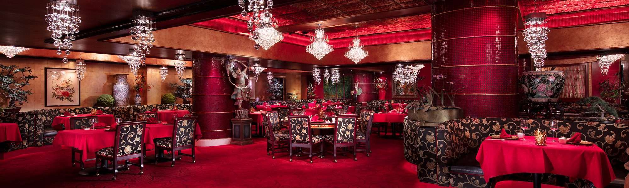 Bimini Steakhouse at Peppermill Resort Spa Casino — interior ambience