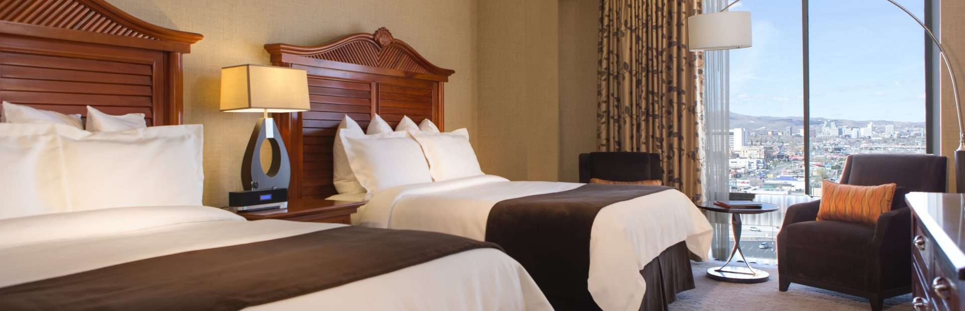 Atlantis Atrium Paradise Suite at Atlantis Casino Resort Spa — guest suite amenities