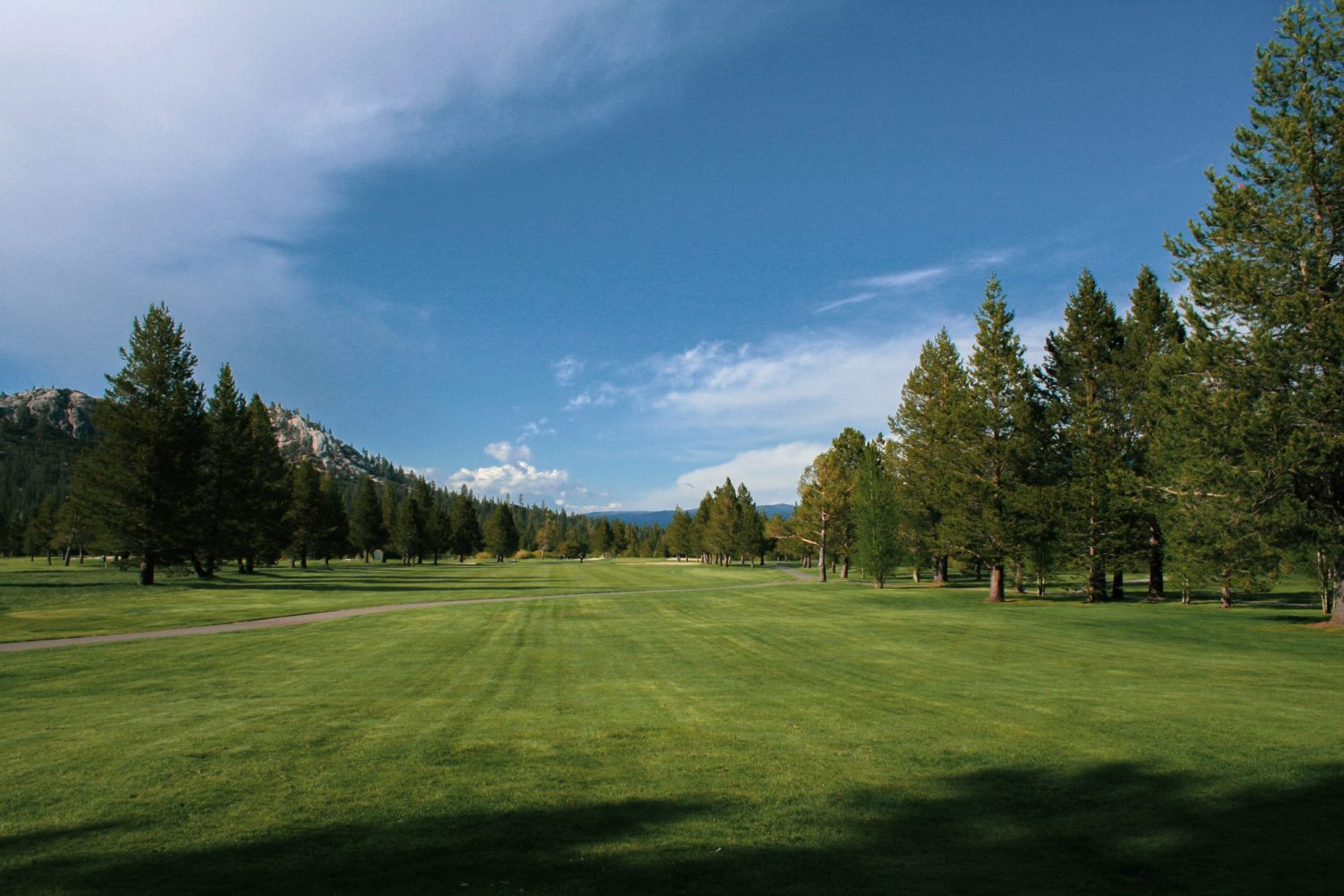 Lake Tahoe Golf Course • Golf the High Sierra